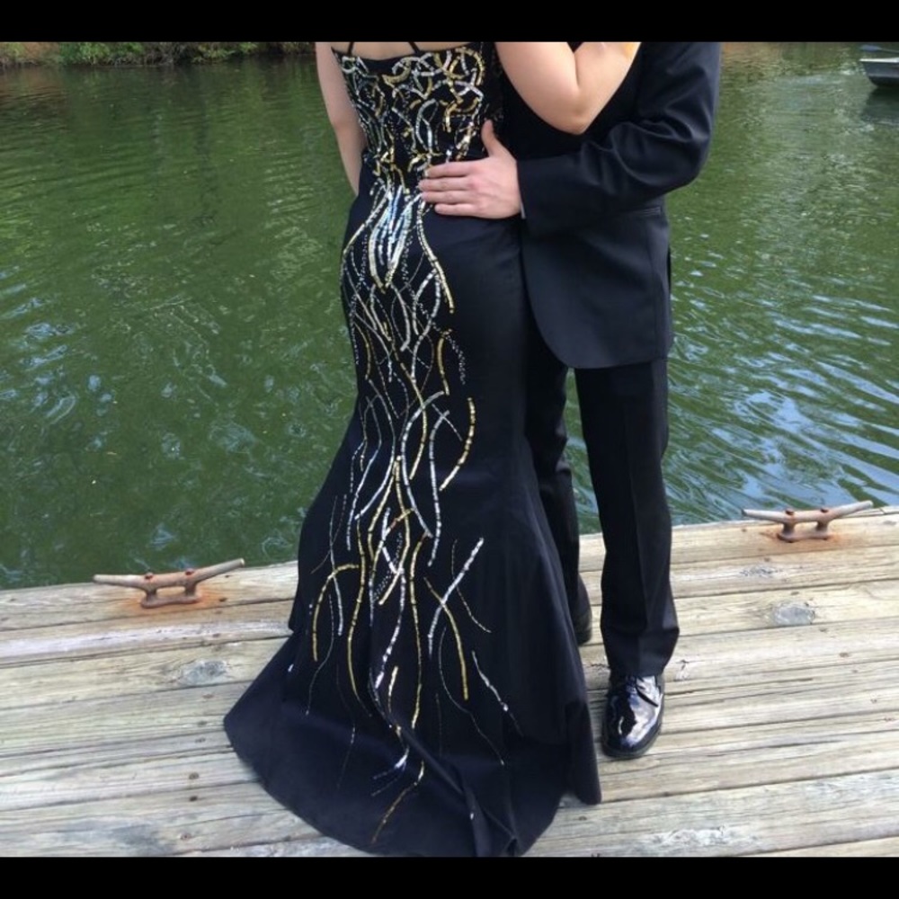 Black Prom Dress - Picture 3 of 4
